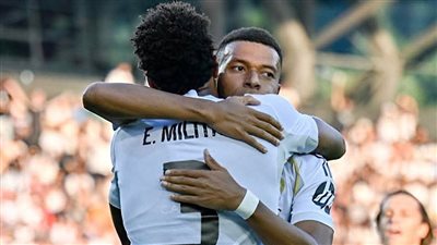 ريال مدريد يضرب تيرول برباعية نظيفة في ثاني مبارياته الودية 