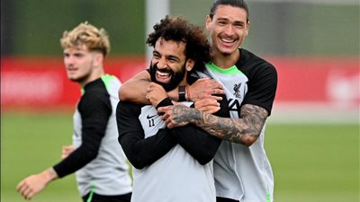 برسالة مؤثرة.. محمد صلاح يودع داروين نونيز بعد الانتقال إلى الهلال السعودي