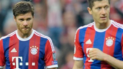 ليفاندوفسكي يعترف: تشابي ألونسو سيكون أفضل مدرب في العالم