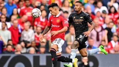 قبل مواجهة أرسنال ومانشستر يونايتد.. تعرف على تاريخ مواجهات الفريقين