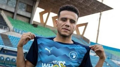 سر غياب مصطفي فتحي عن قائمة بيراميدز لمباراة المصري