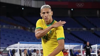 أفضل لاعب.. ريتشارليسون يحصد أول جائزة في موسم الدوري الإنجليزي