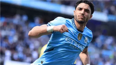 عمر مرموش يكشف عن أصعب مدافع واجهه في الدوري الانجليزي