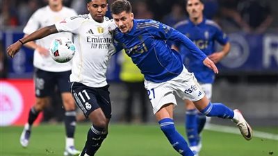 مبابي وفينيسيوس يقودا ريال مدريد لانتصار ثمين على أوفييدو بالدوري الإسباني 