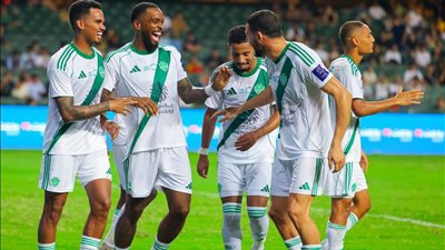 مفاجأة مدوية تزين تشكيل الأهلي ضد نيوم في الدوري السعودي