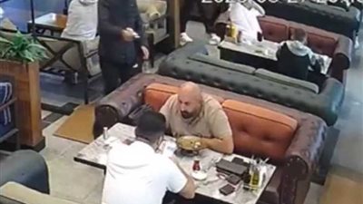 اغتيال رئيس نادي تركي سابق بالرصاص داخل مقهى في إسطنبول 