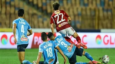 موعد وصول طاقم تحكيم مباراة الأهلي وبيراميدز إلى القاهرة