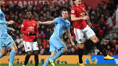 موعد مباراة مانشستر يونايتد وبيرنلي في الدوري الإنجليزي والقنوات الناقلة