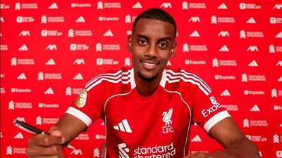 رسميا.. ليفربول يعلن ضم ألكسندر إيزاك قادما من نيوكاسيل يونايتد 