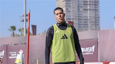 تطورات هامة بشأن إصابة إمام عاشور وموقفه من المشاركة مع الأهلي