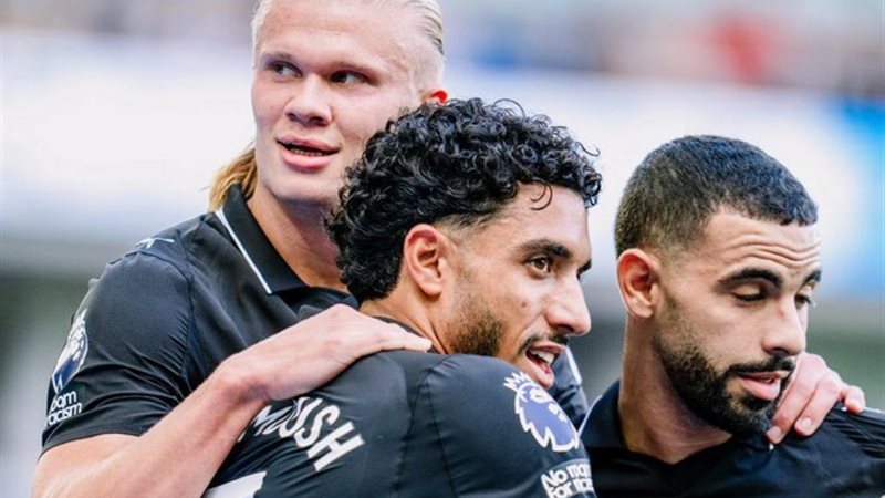 إيرلينج هالاند وعمر