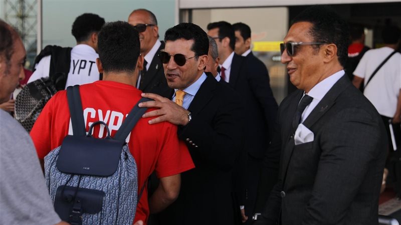 وزير الشباب والرياضة