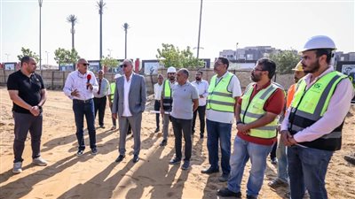 الخطيب يتفقد انطلاق المرحلة الأولى من أعمال حفر مجمع حمام السباحة بفرع التجمع