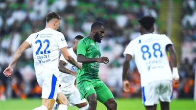 عاد من بعيد.. الأهلي يقلب الطاولة على الهلال وينهي الكلاسيكو المجنون بالتعادل