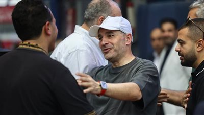 محمد كامل يتصدر المشهد في عمومية الأهلي بحضور نجوم القلعة الحمراء.. صور