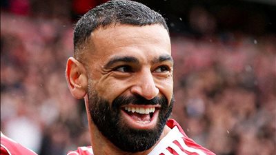 أصبح تاسعًا.. محمد صلاح يزحف نحو عرش تاريخي في الدوري الإنجليزي