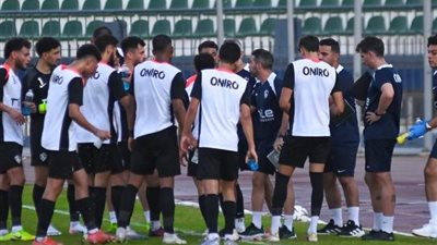 الزمالك يختتم تدريباته الليلة وينتظم في معسكر مغلق استعدادا للقمة