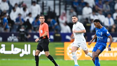 الهلال يقلب الطاولة على الأخدود ويستعيد نغمة الانتصارات في الدوري السعودي