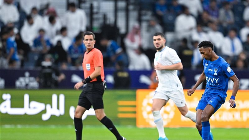 الهلال ضد الأخدود