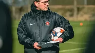 مشروع محفوف بالمخاطر.. مترجم كولر يثير الجدل حول تعاقد الأهلي مع توماسبيرج