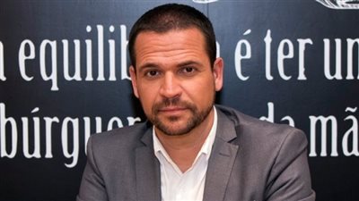 روي بيدرو باراز.. الأهلي السعودي يواصل ثورة التصحيح بمدير رياضي جديد