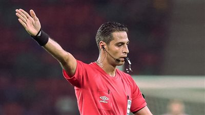 رسميا.. أمين عمر حكما لمباراة الأهلي وكهرباء الاسماعيلية في الدوري
