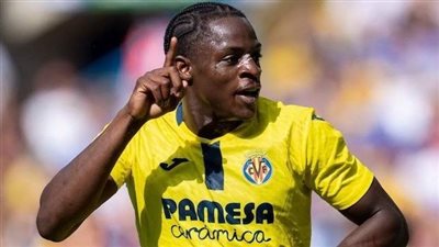 تقارير: برشلونة يرغب في التعاقد مع كارل إيتا إيونج من ليفانتي 