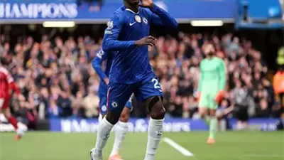 كايسيدو يحصد جائزة أفضل لاعب في الجولة السابعة من الدوري الإنجليزي بعد تألقه أمام ليفربول