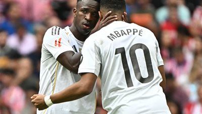 صراخ وبكاء.. ماذا حدث في غرفة ملابس ريال مدريد بعد فضيحة الديربي؟