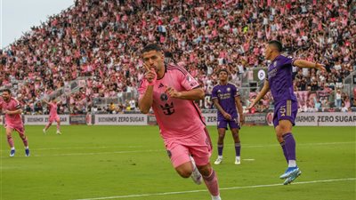 بحضور هدايا ميسي.. سواريز يسجل رقمًا تاريخيًا في ليلة وداع جوردي ألبا