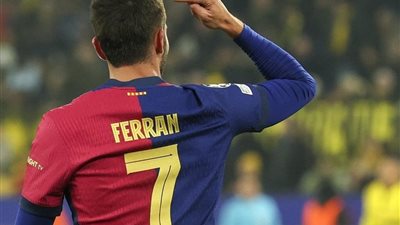 برشلونة يعلن تفاصيل إصابة فيران توريس ومدة غيابه عن الملاعب