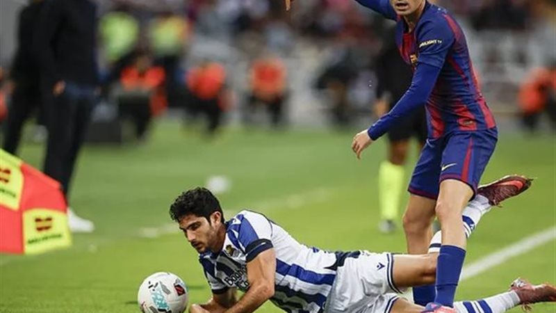 برشلونة