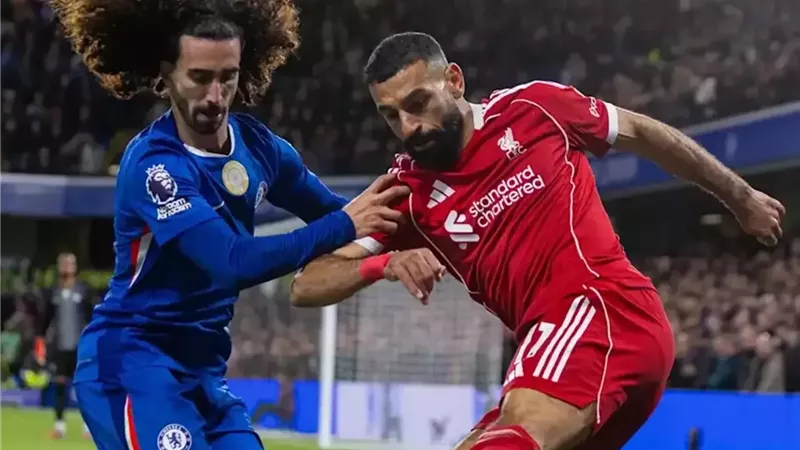 محمد صلاح ومارك كوكوريلا
