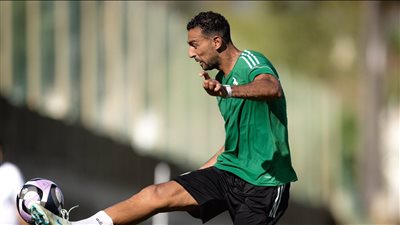 قبل موقعة الهلال.. النحس يطارد أحمد حسن كوكا في الدوري السعودي