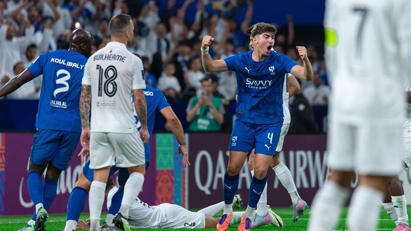 الهلال والسد