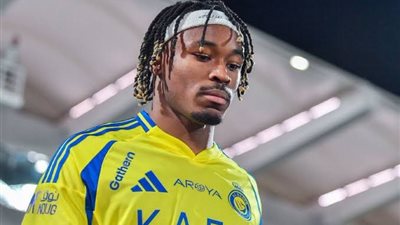 تقارير تكشف موقف محمد سيماكان من المشاركة أمام نيوم