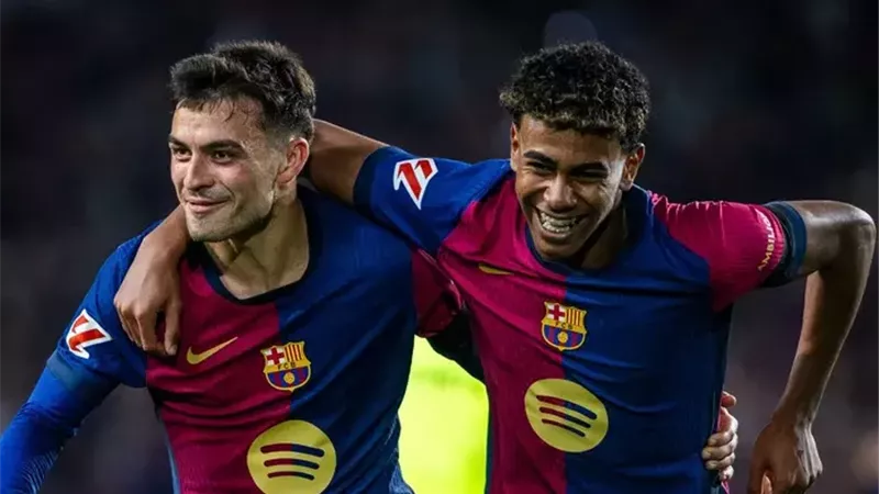 لامين يامال وبيدري