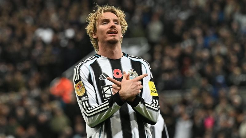 نيوكاسل ضد توتنهام