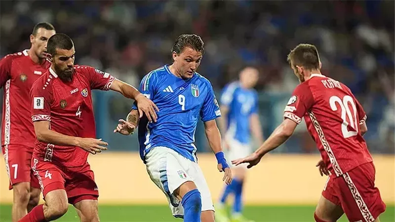 إيطاليا ضد مولدوفا