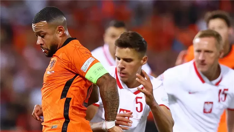 هولندا ضد بولندا