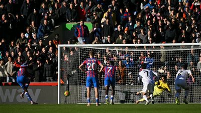 فيديو أهداف مباراة مانشستر يونايتد وكريستال بالاس في الدوري الإنجليزي