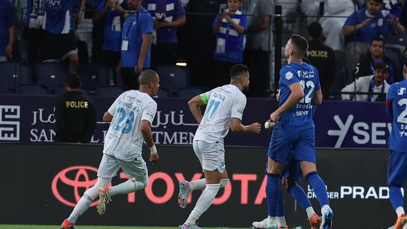 الهلال والفتح