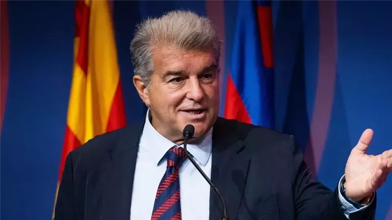 خوان لابورتا رئيس