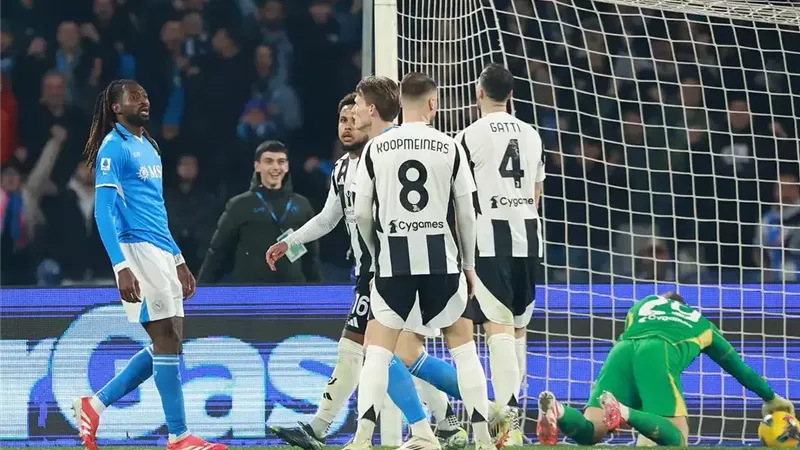 يوفنتوس ونابولي 