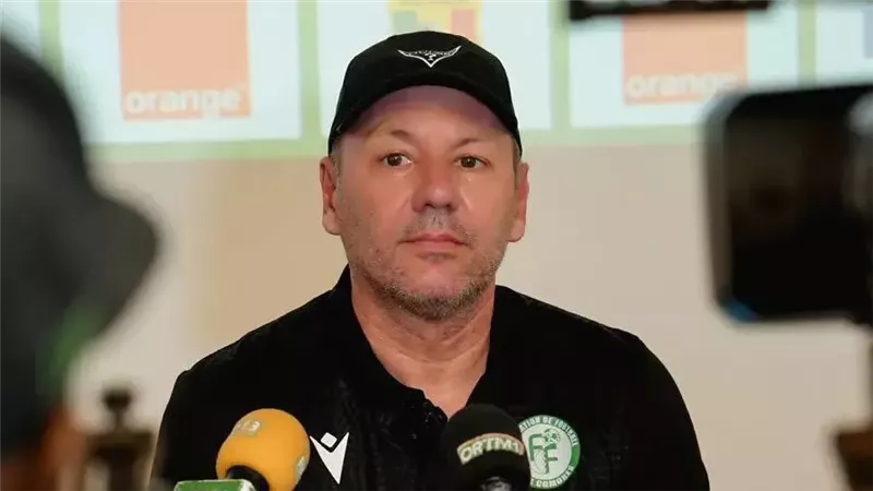 مدرب جزر القمر 