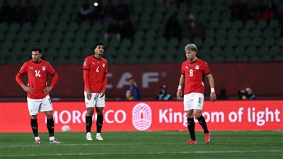 نجم الاهلى يحمل حسام عبدالمجيد مسؤولية هدف  زيمبابوي فى مرمى منتخب مصر