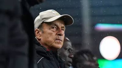 مدرب بنين لأوفسايد: نعرف اللاعبين في مصر.. وسعيد بالتأهل لدور الـ16