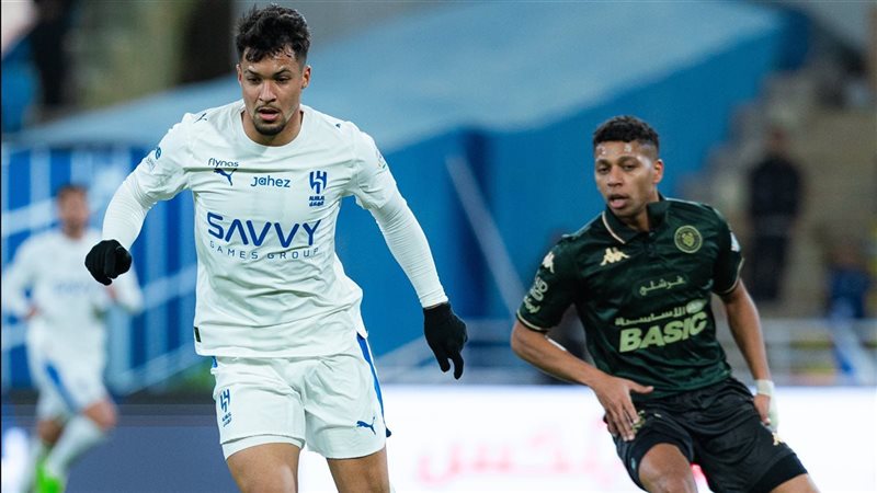 الهلال والخلود