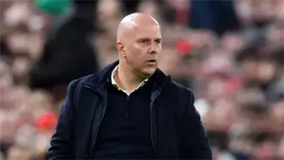 أرني سلوت يعلن تشكيل ليفربول لمواجهة بيرنلي في الدوري الإنجليزي