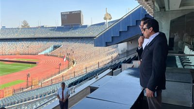 استاد القاهرة خارج الخدمة.. إهمال واضح ومعاناة للجماهير والإعلام